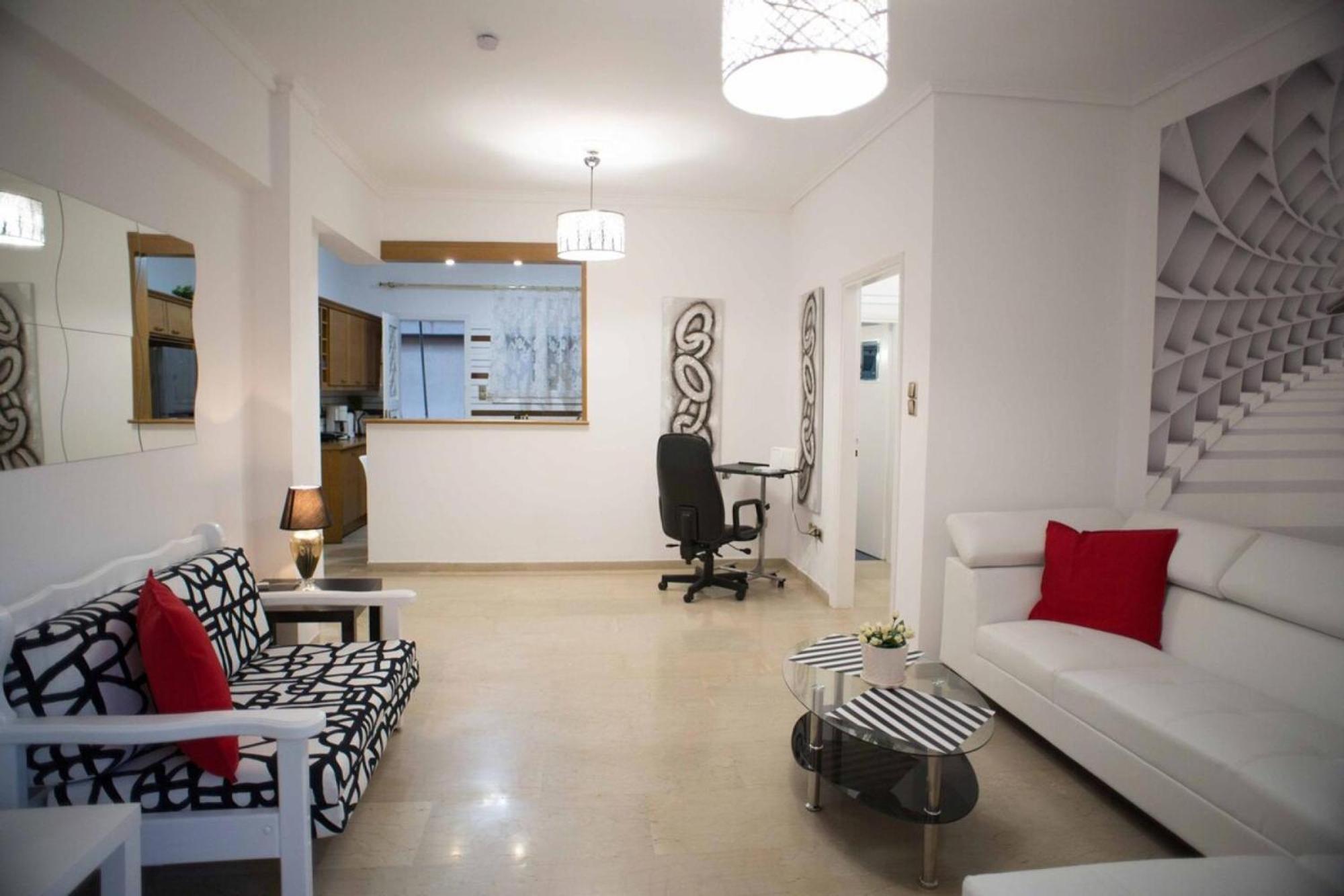 Cozy Apartment With Sea View Next To Marina Zeas Pireus Eksteriør bilde